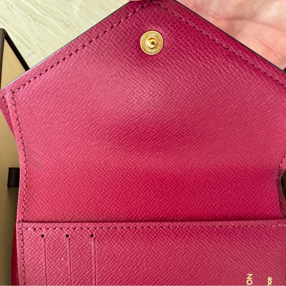 Louis Vuitton Victorine Wallet in Monogram Fuschia - Picture 8 of 12